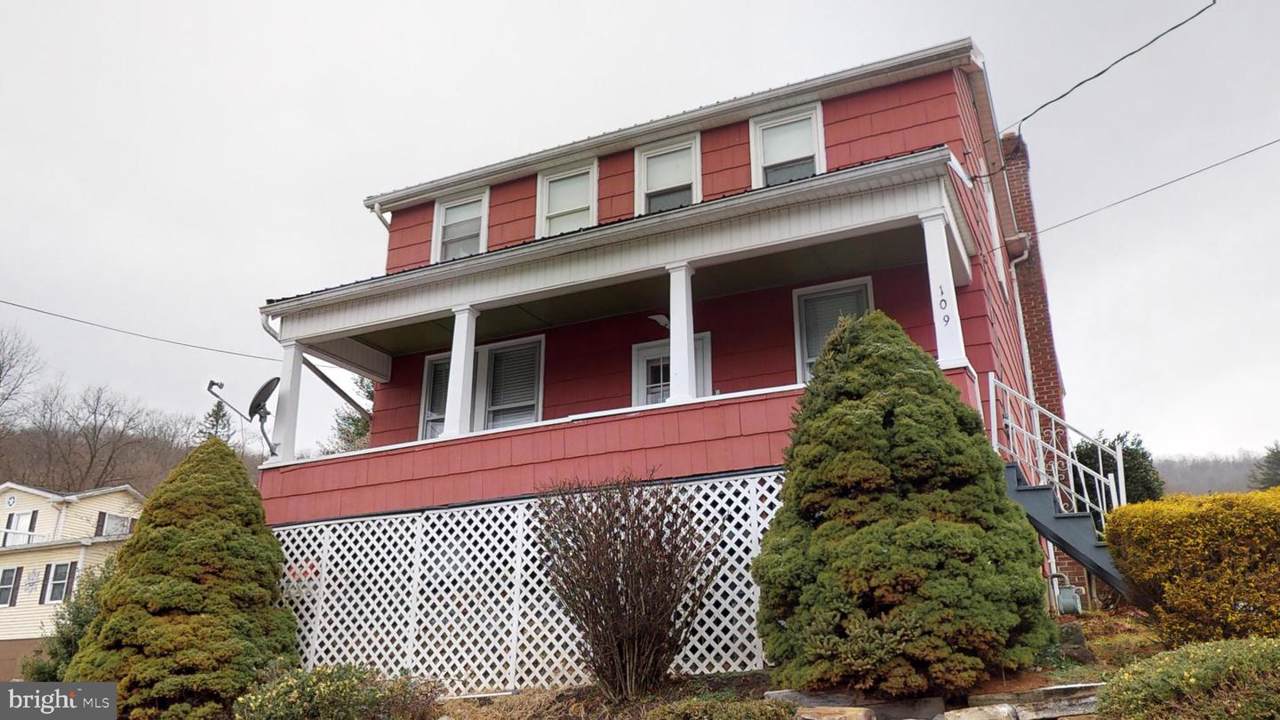 109 Walnut Street - Photo 1