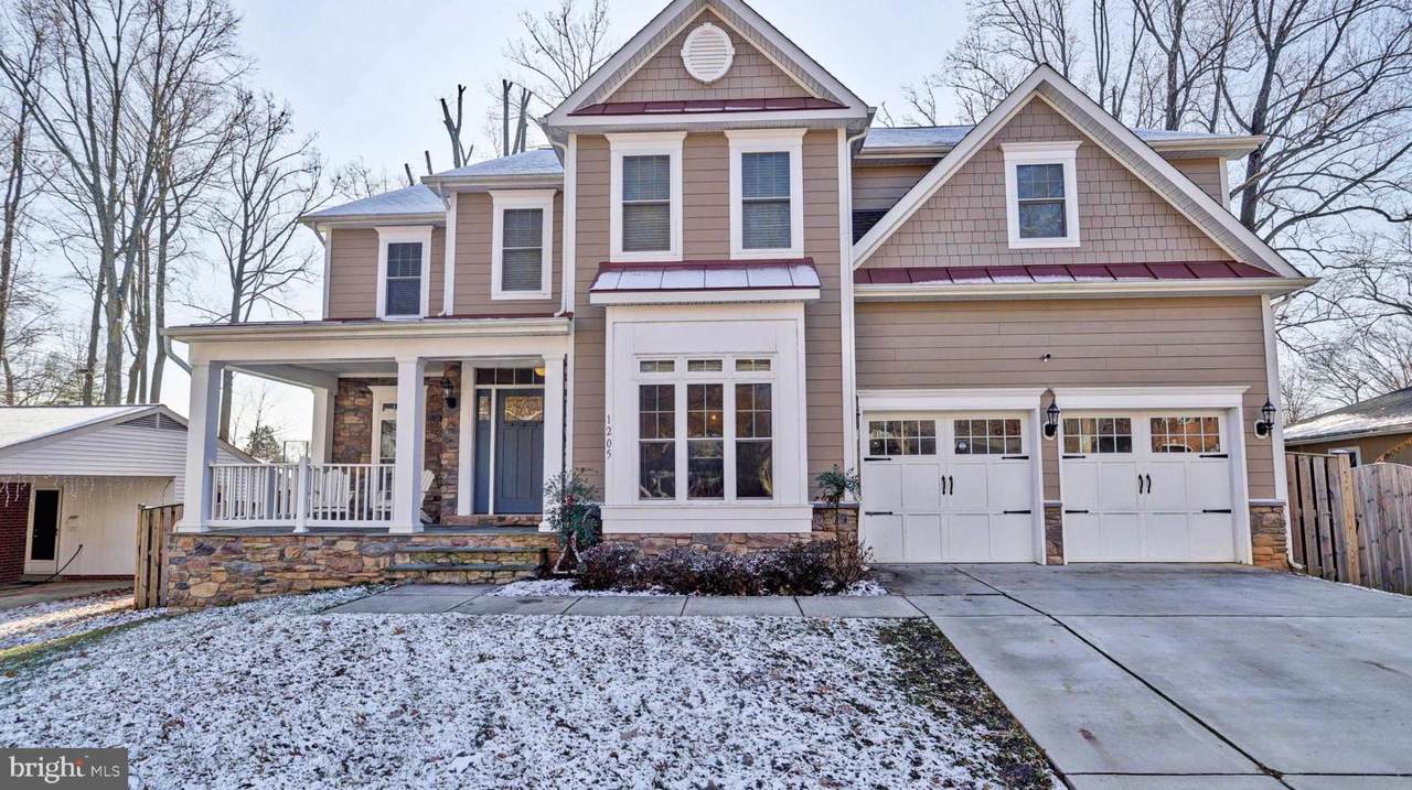 1205 Cottage Street - Photo 1