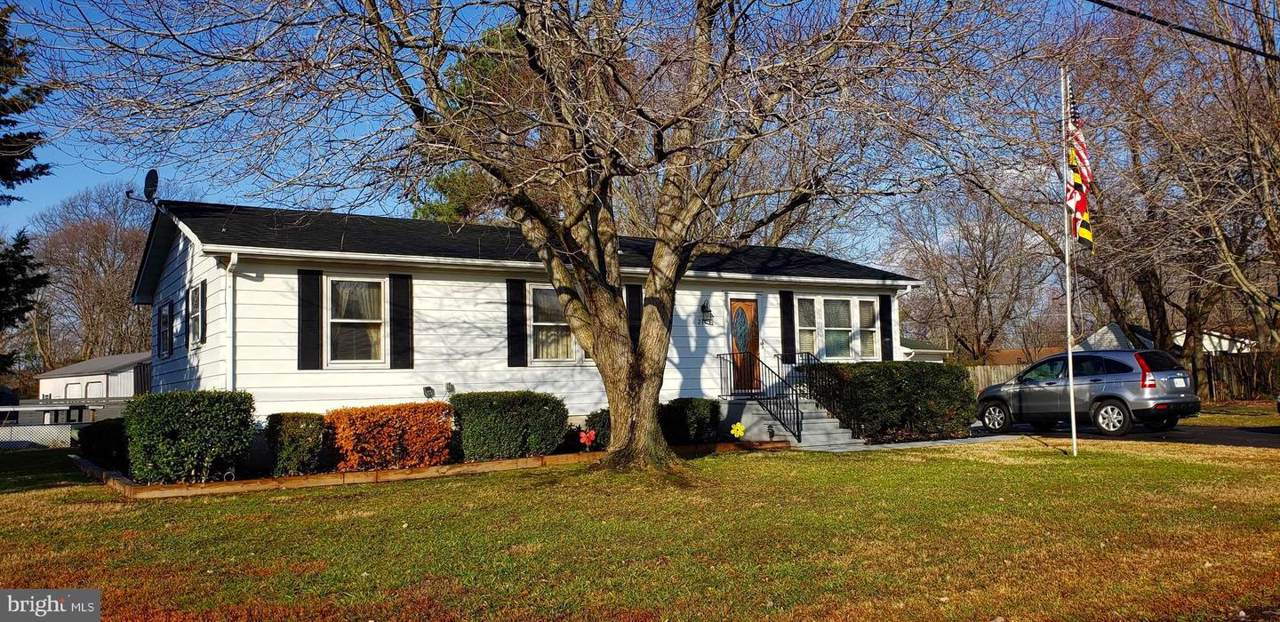 2705 Cecil Drive - Photo 1