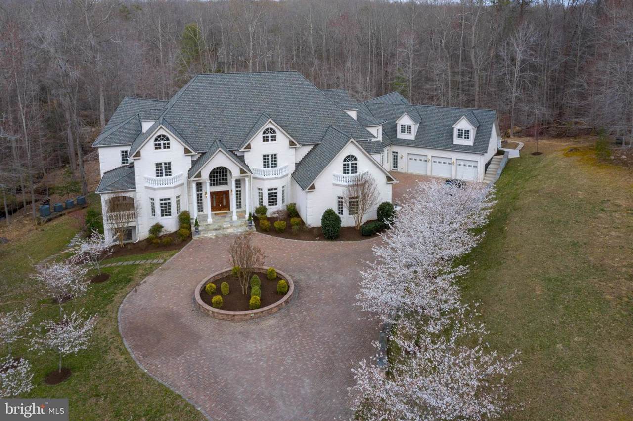 8033 Woodland Hills Lane - Photo 1