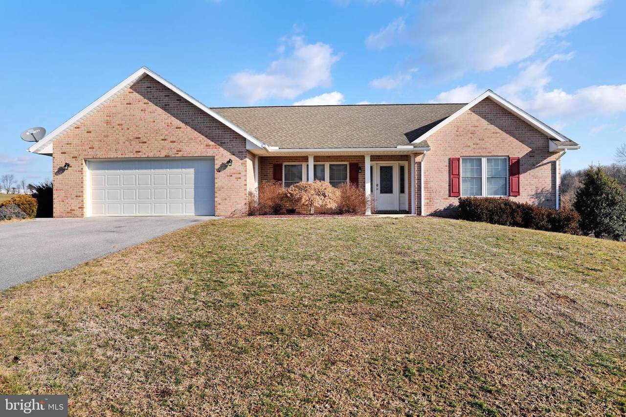 130 Zircon Drive - Photo 1