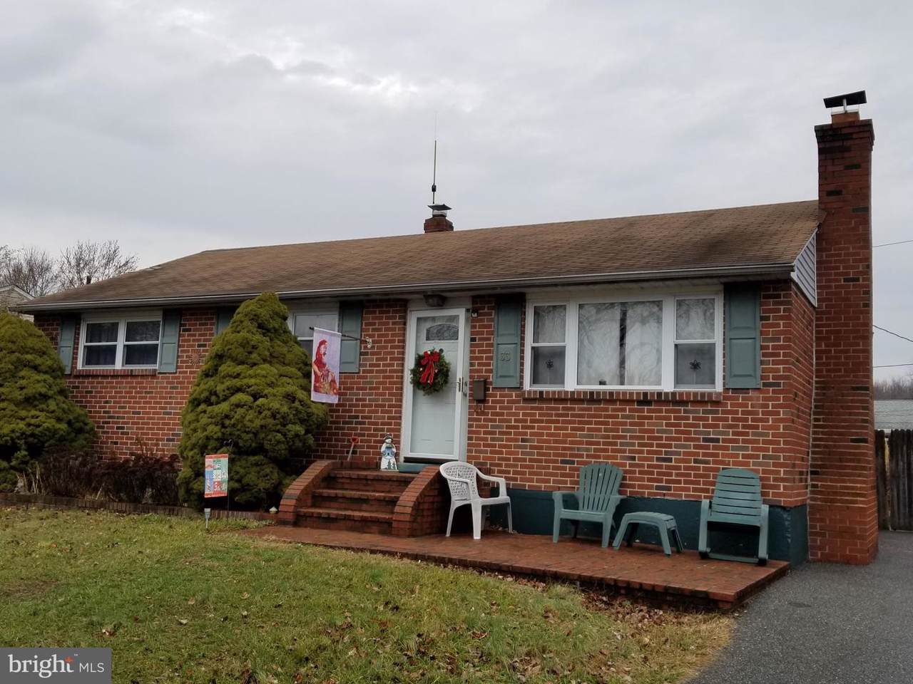 33 Ivy Lane - Photo 1