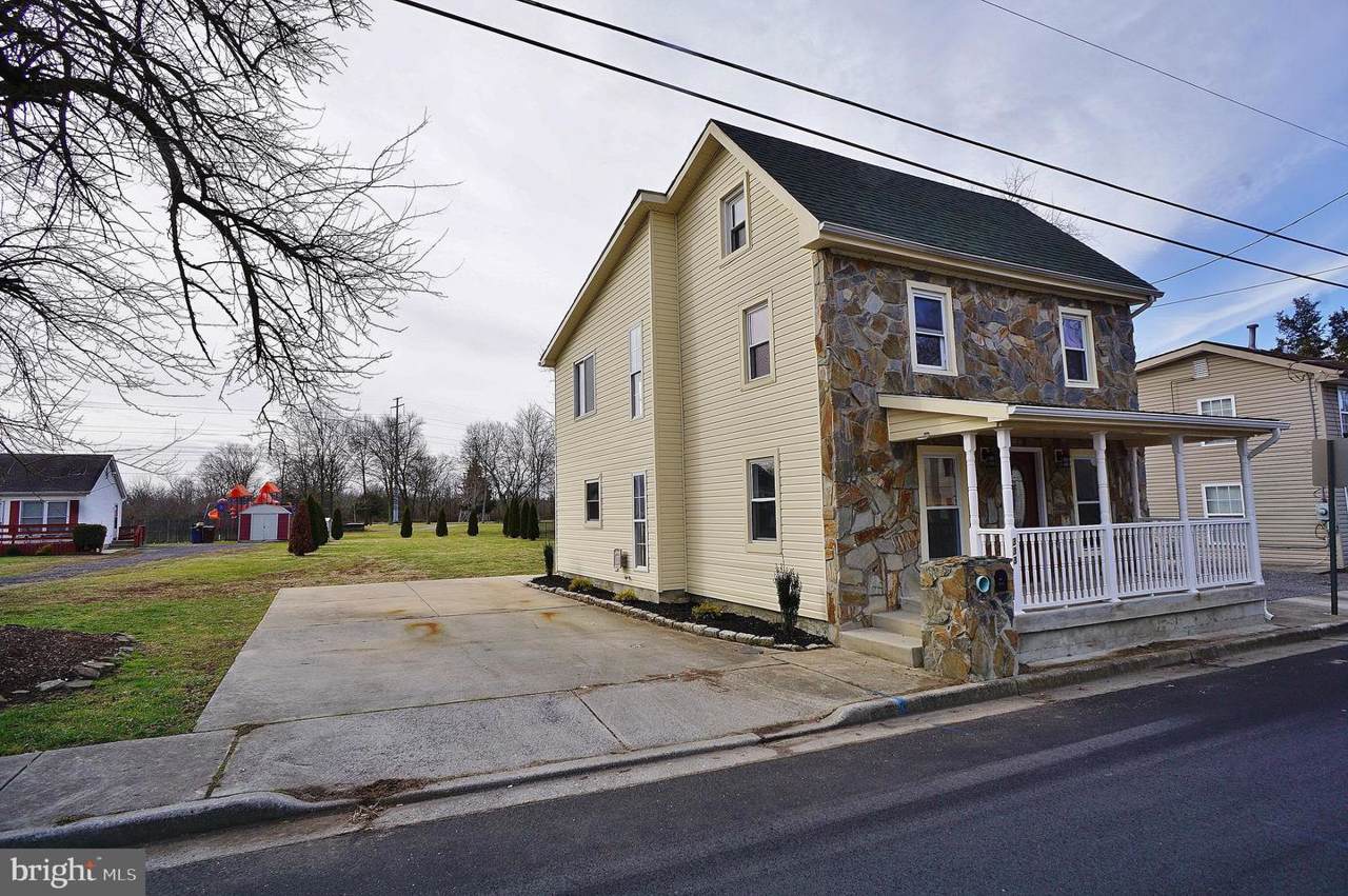 333 Bailey Street - Photo 1
