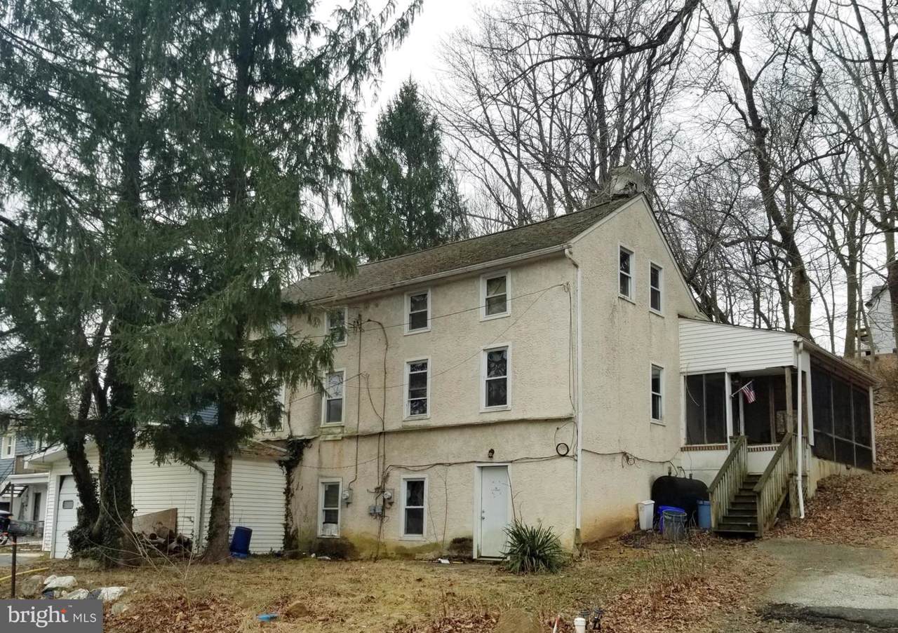 808 Maple Lane - Photo 1