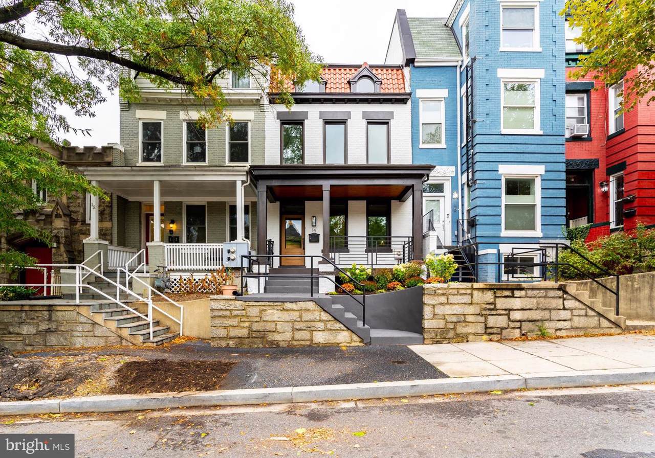 14 Rhode Island - Photo 1