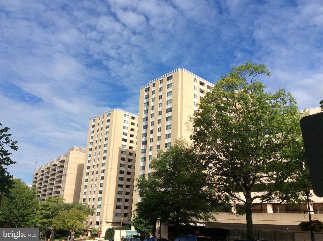 4601 Park Avenue - Photo 1