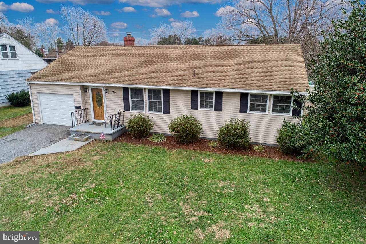 96 Halsey Road - Photo 1