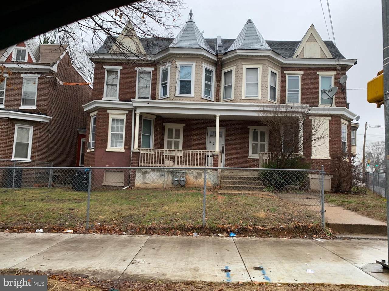 2211 Washington Street - Photo 1