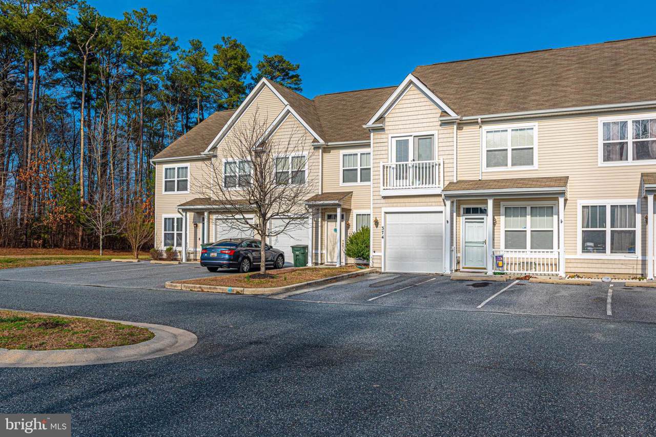 374 Schooner Lane - Photo 1