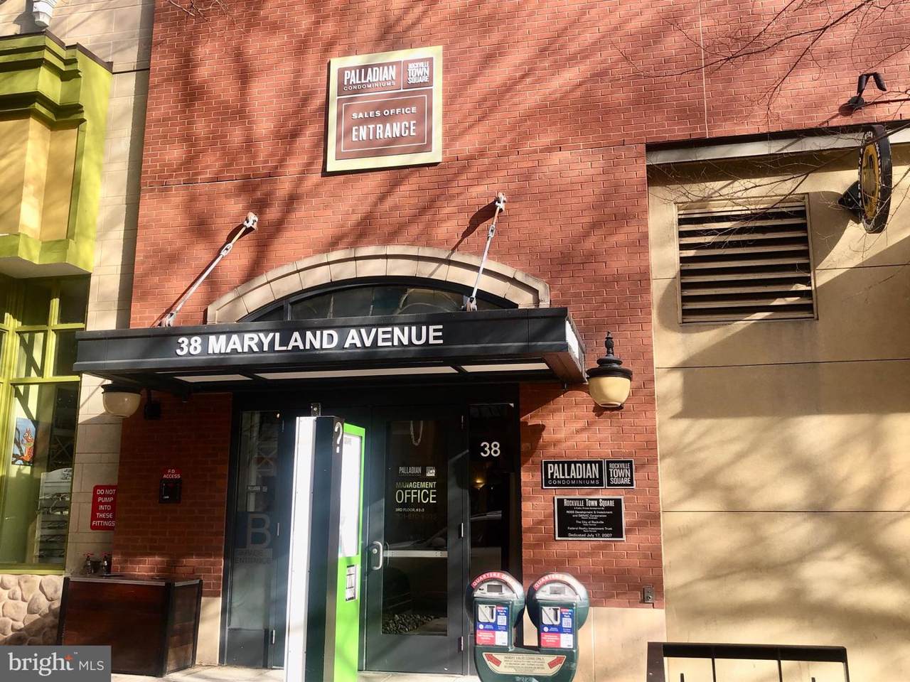 38 Maryland Avenue - Photo 1