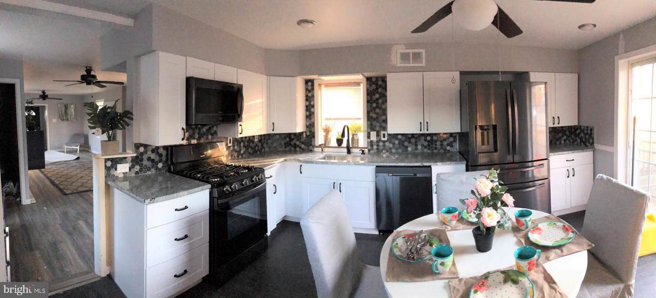 415 Fern Avenue - Photo 1