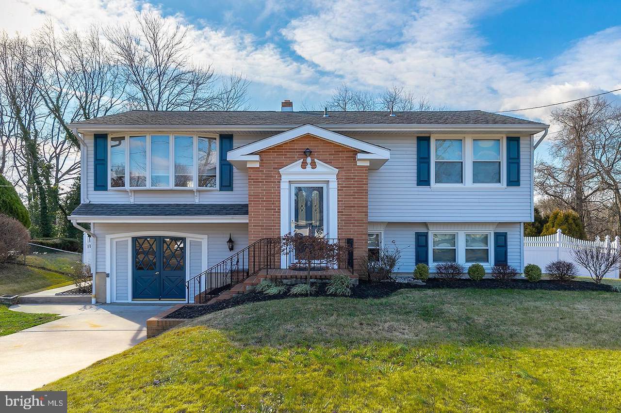 694 Lancing Road - Photo 1