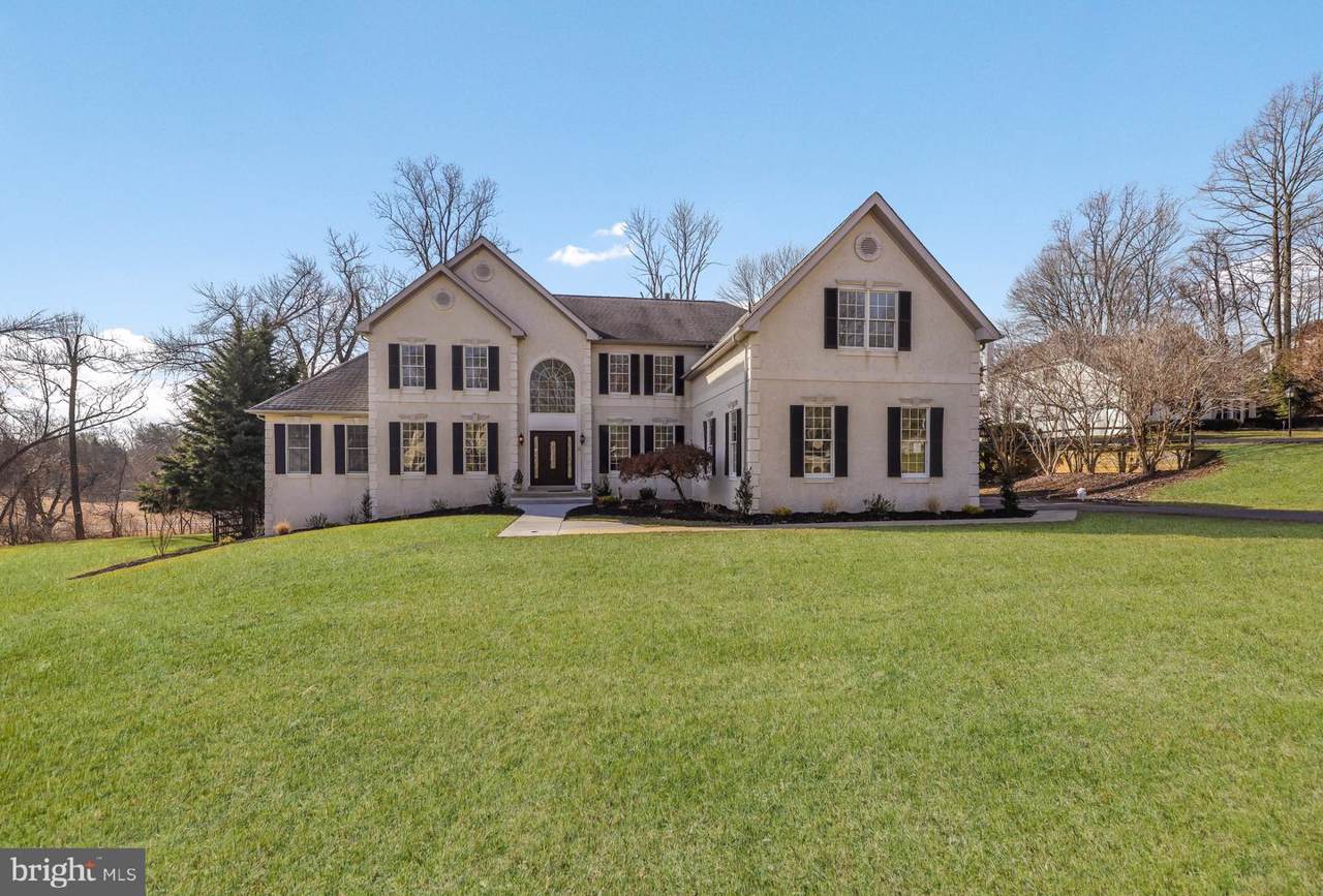 9 Heather Way - Photo 1