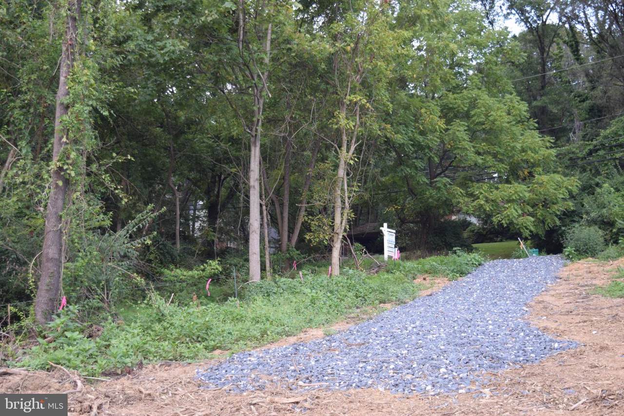 5476 Jefferson Boulevard - Photo 1