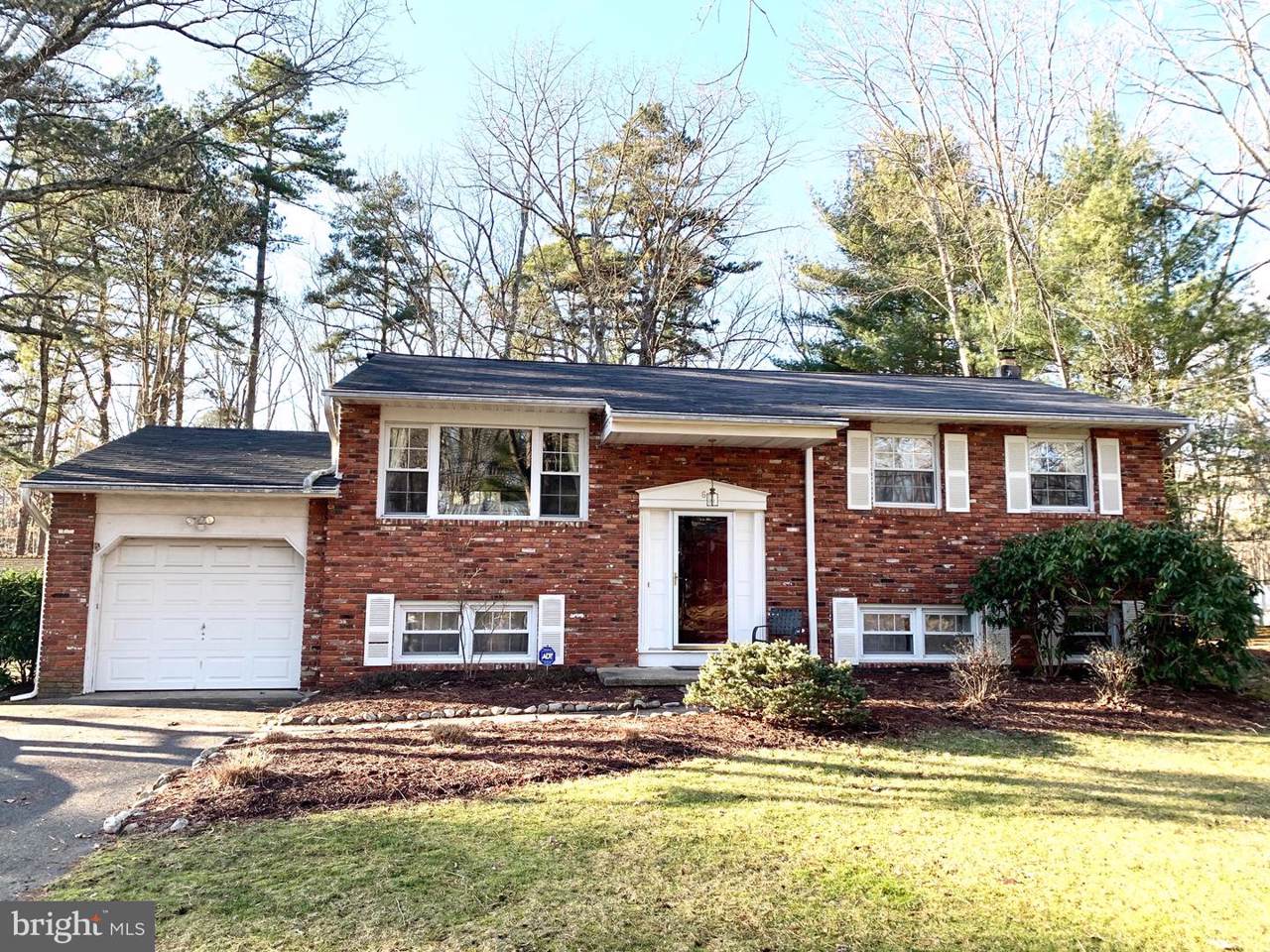 6 Lilac Lane - Photo 1
