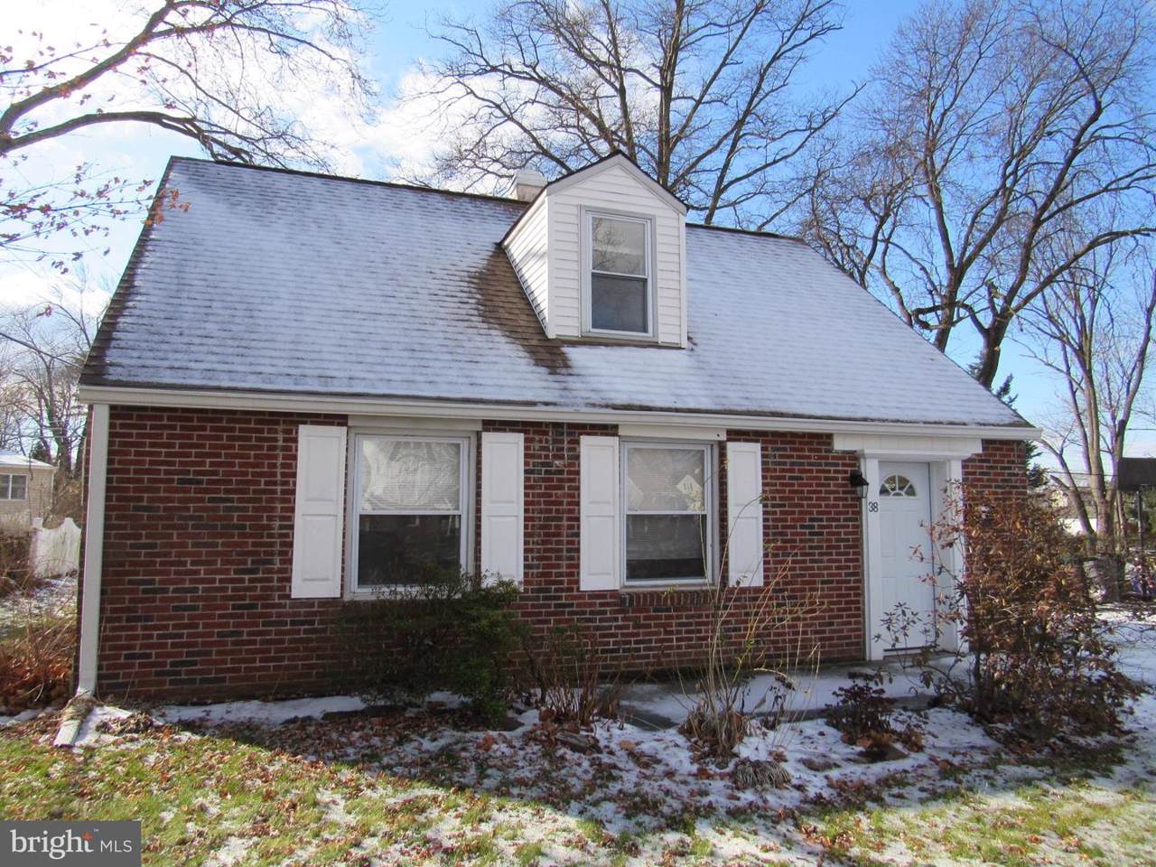 38 Constitution Avenue - Photo 1