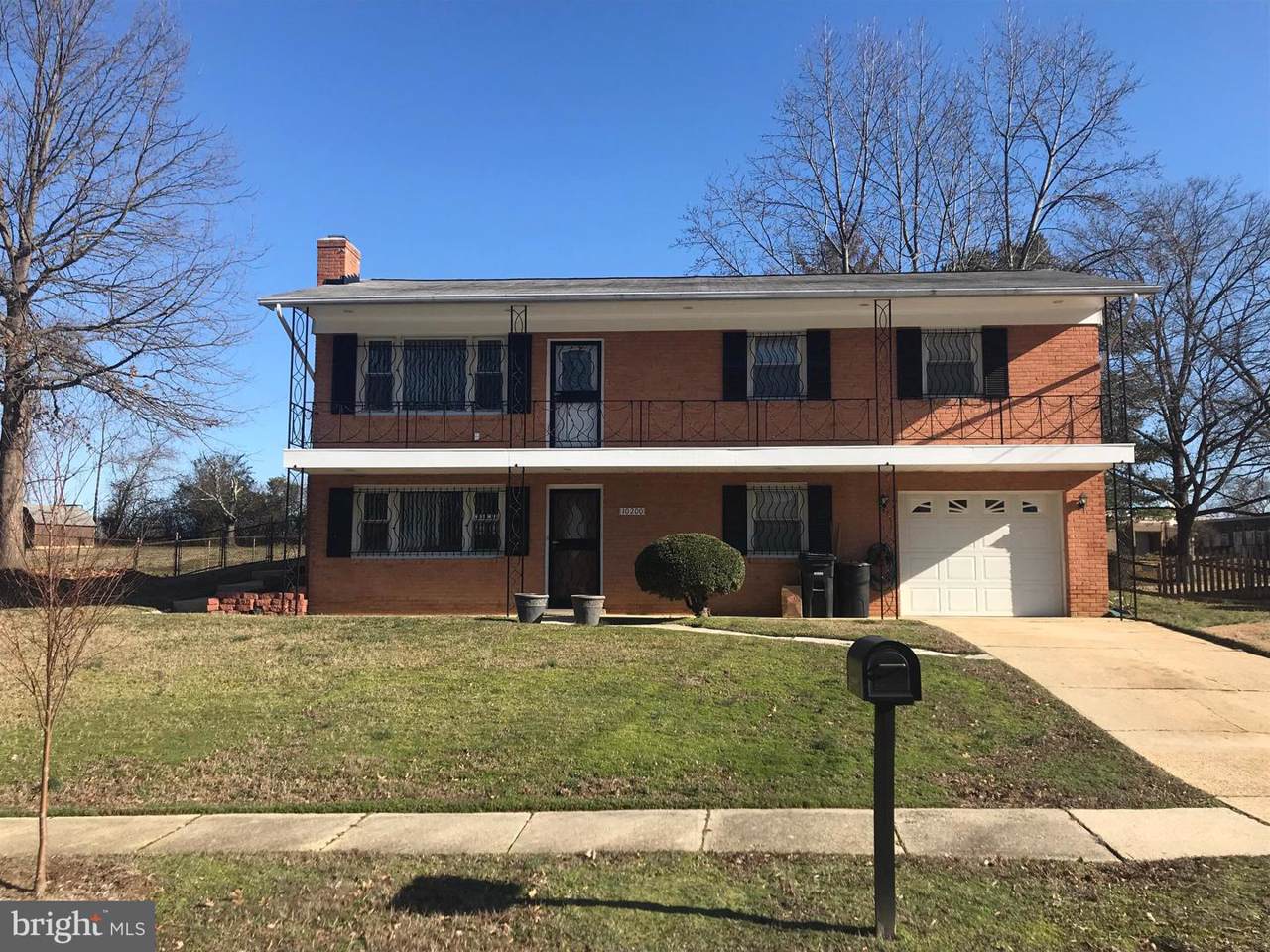 10200 White Avenue - Photo 1