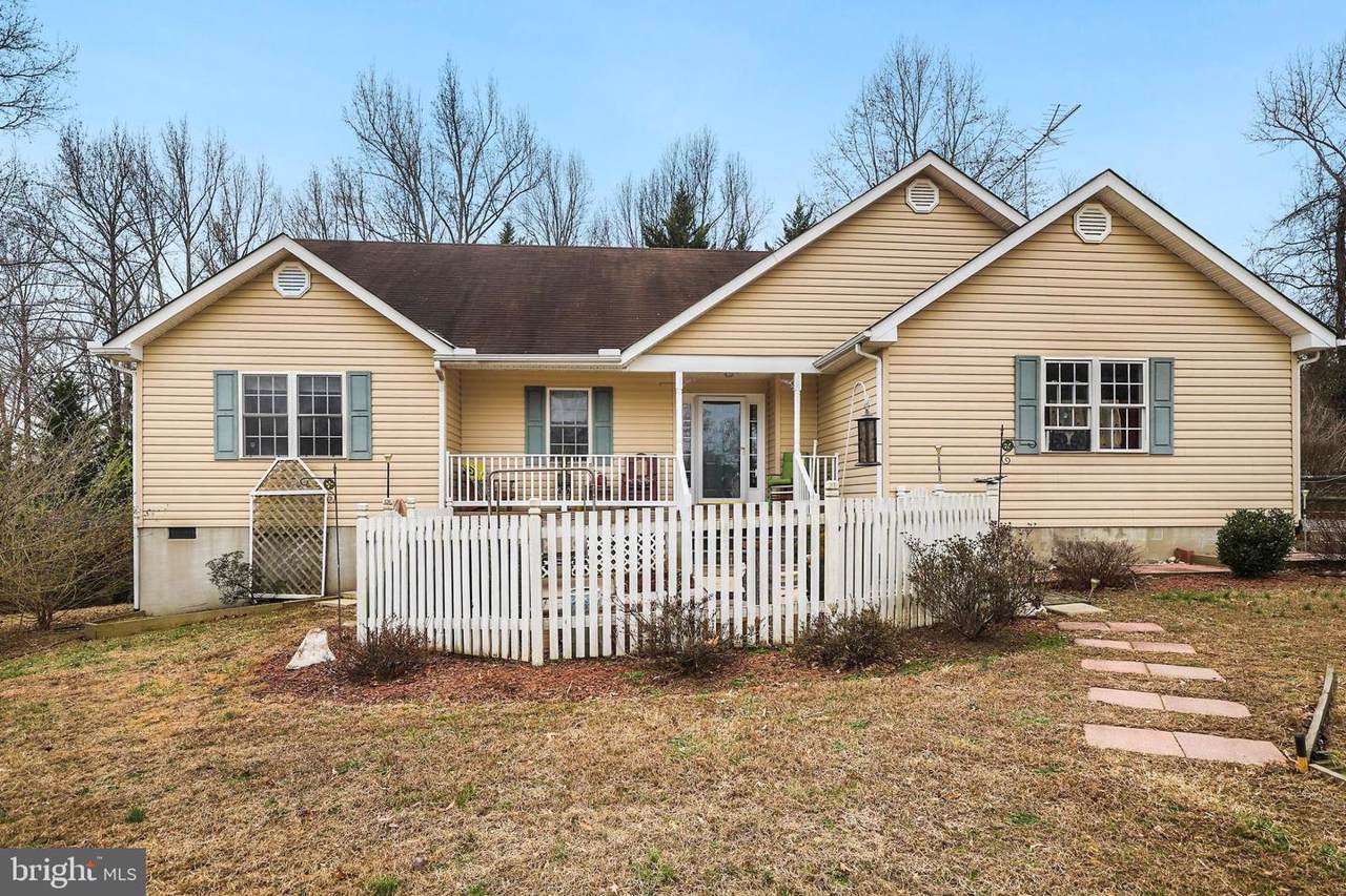 15 Michaelbrooke Lane - Photo 1