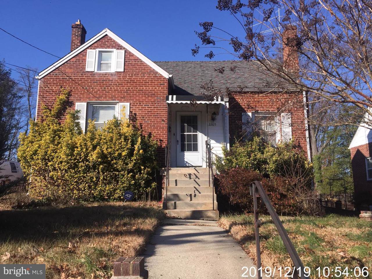 2205 Ramblewood Drive - Photo 1