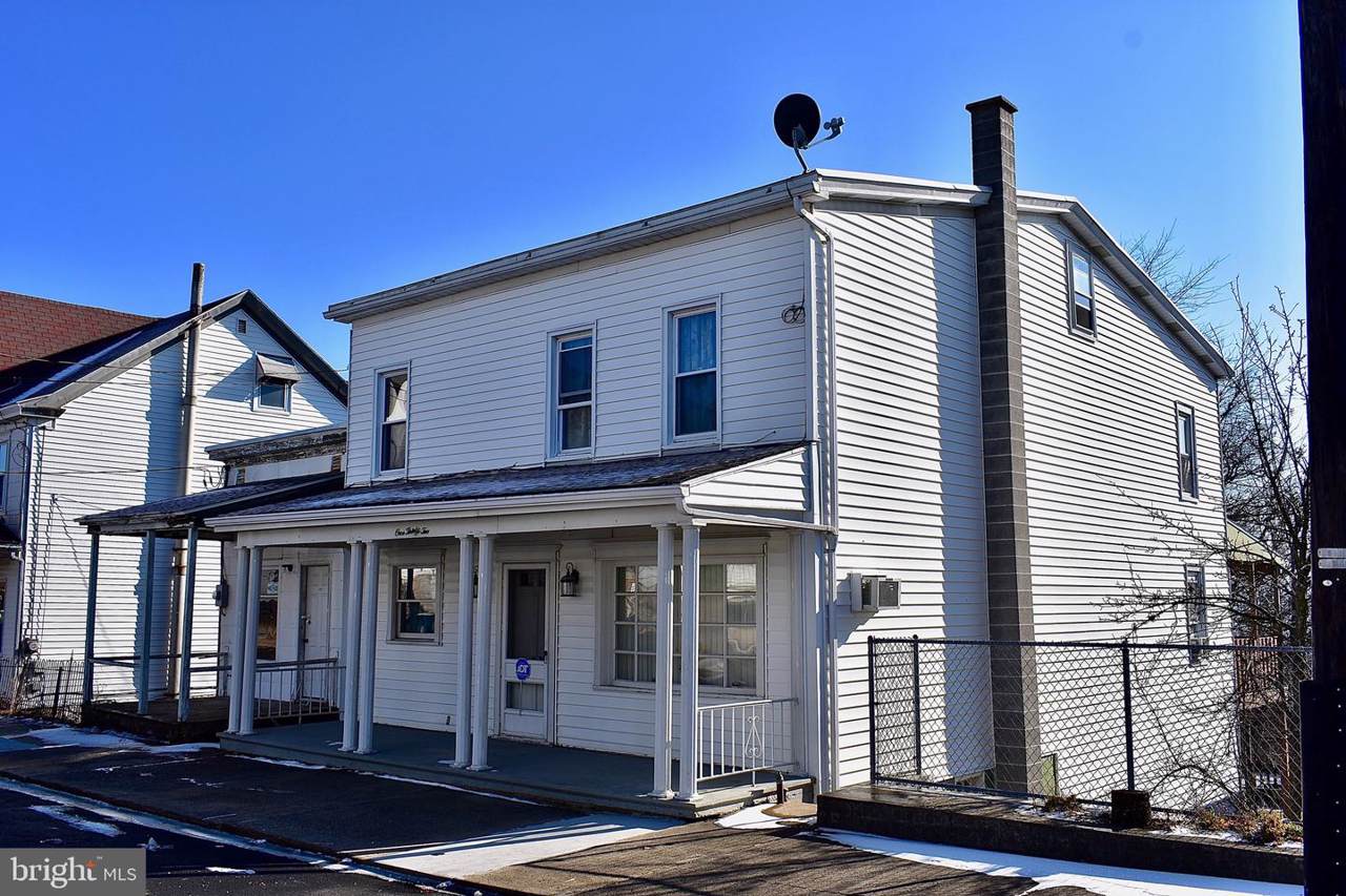 132 Melrose Street - Photo 1