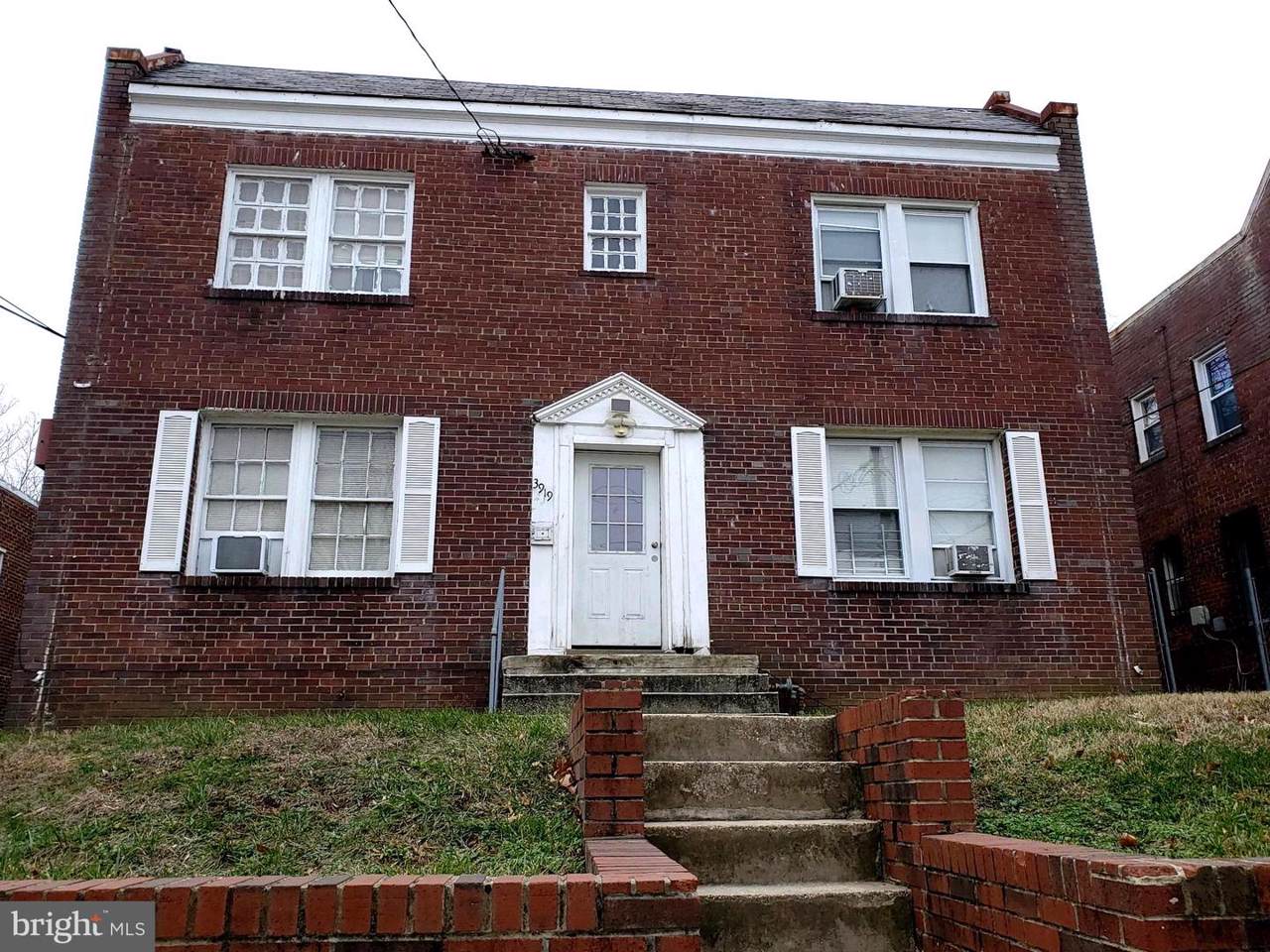 3919 R Street - Photo 1