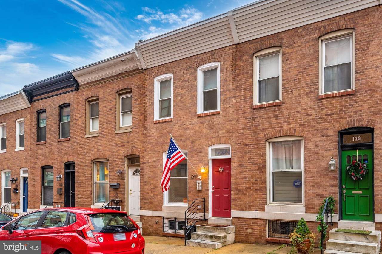 137 Robinson Street - Photo 1
