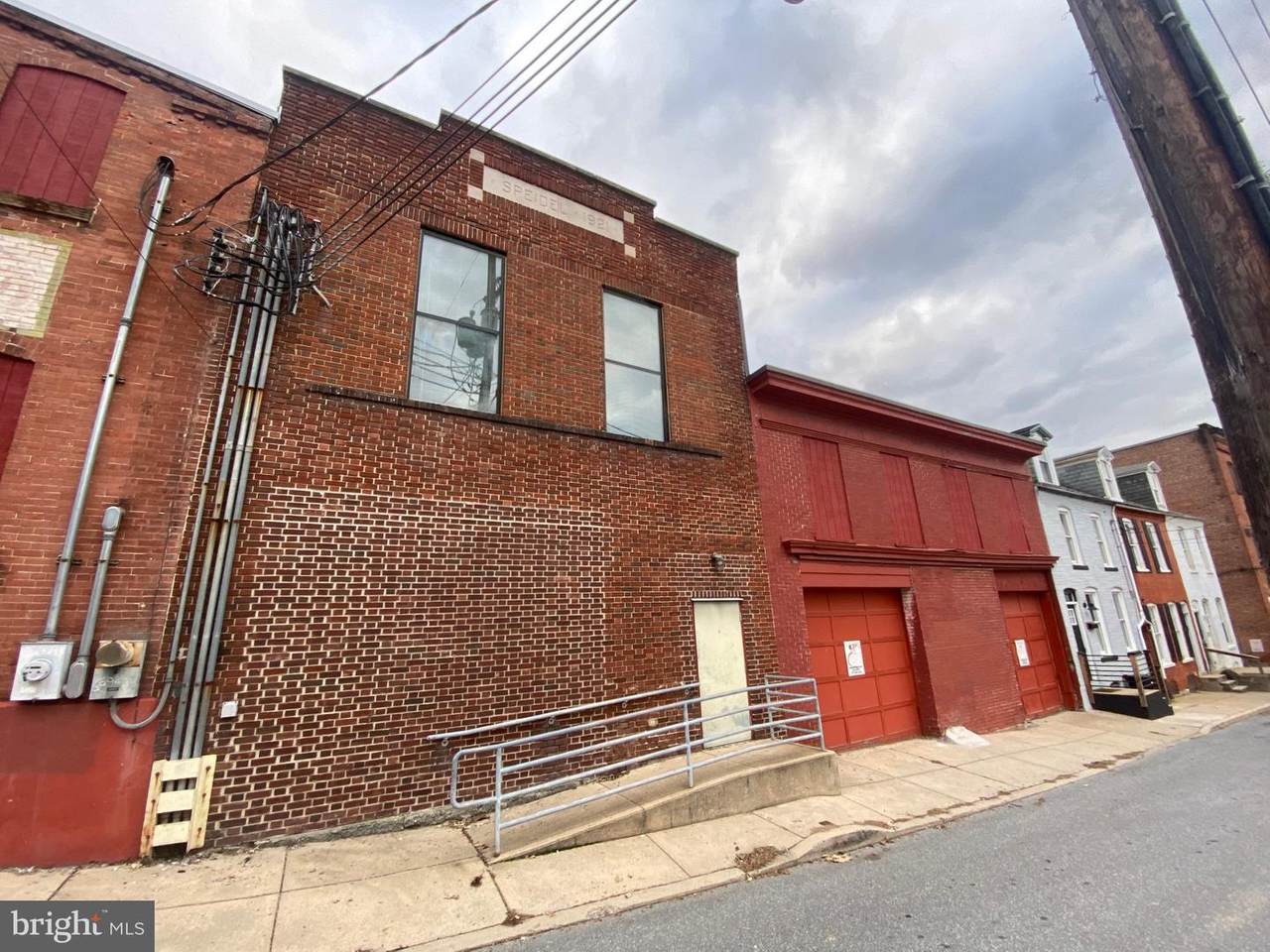 435 Grant Street - Photo 1
