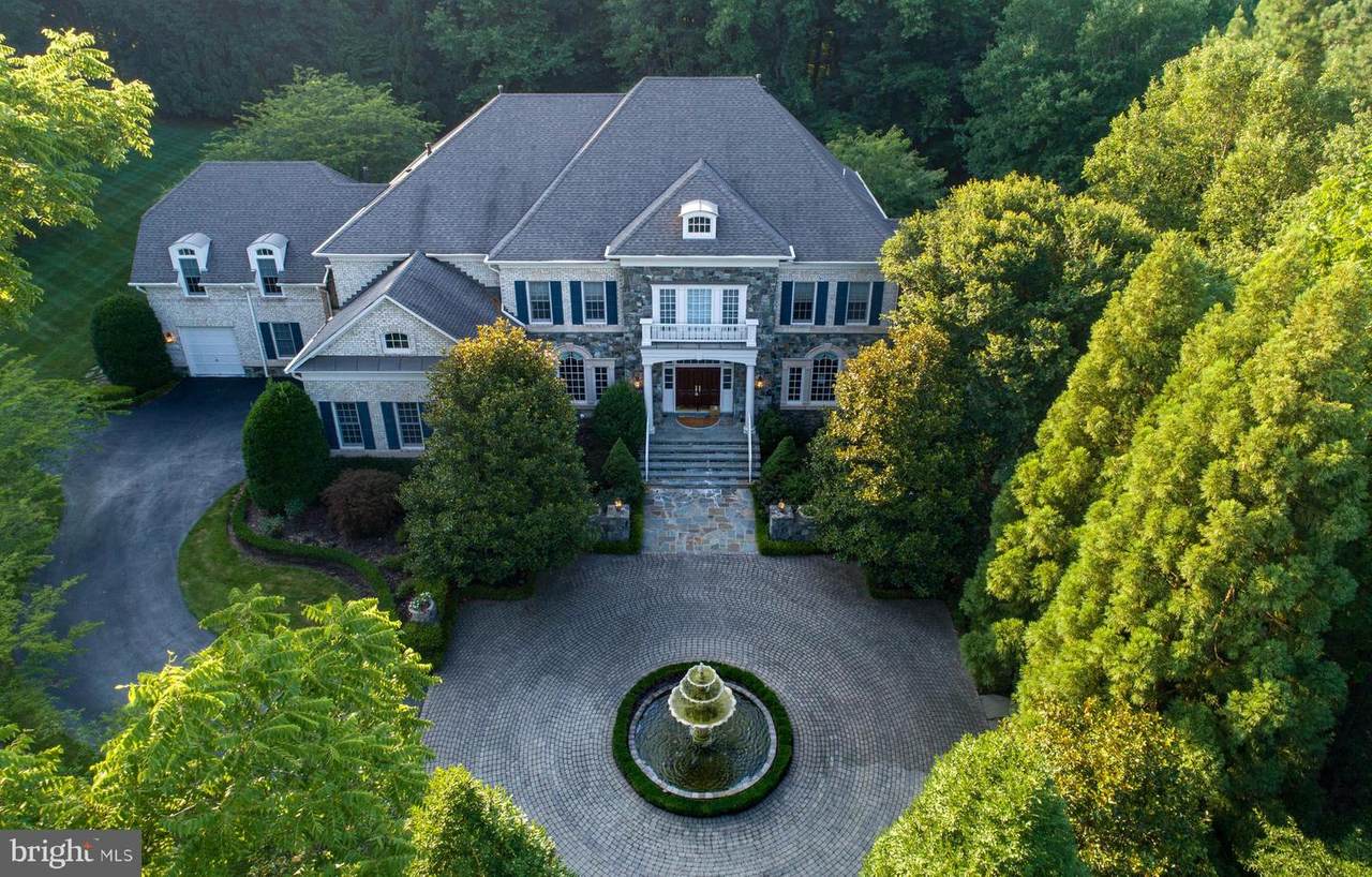 700 Strawfield Lane - Photo 1