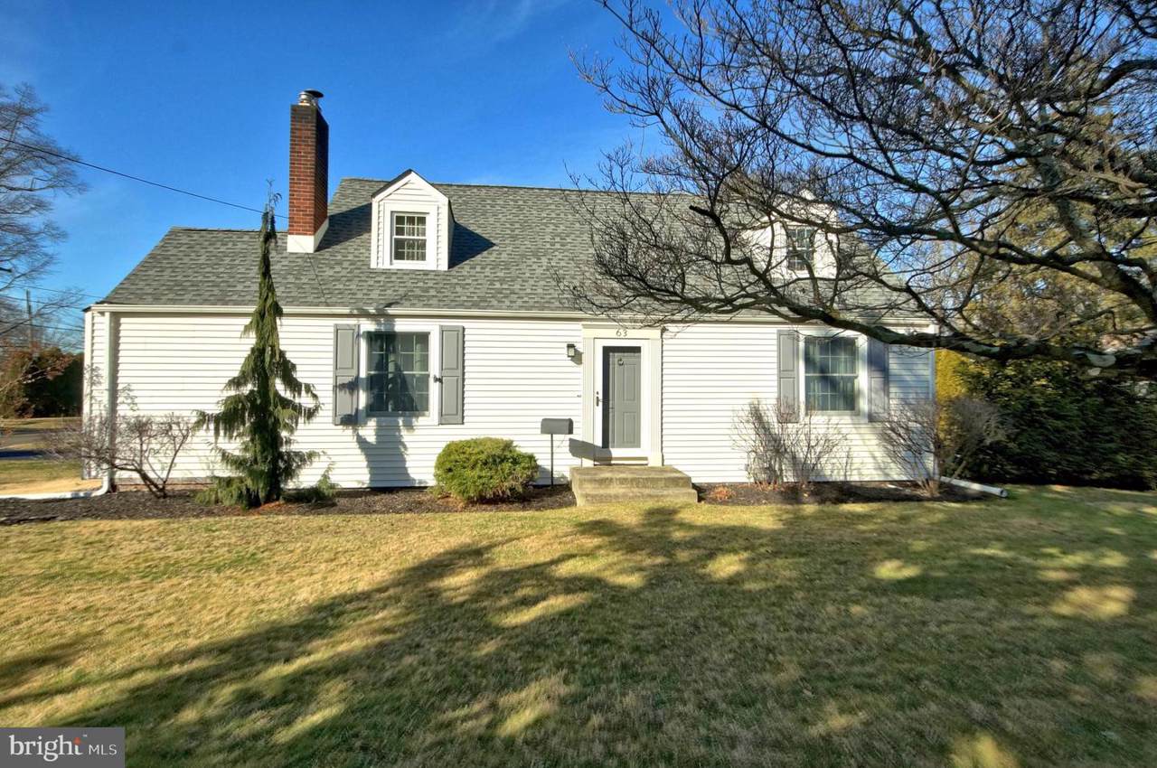63 Crest Avenue - Photo 1