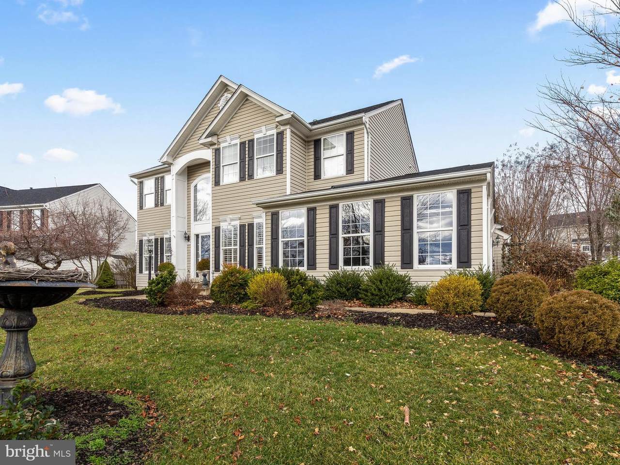717 Sunflower Court - Photo 1