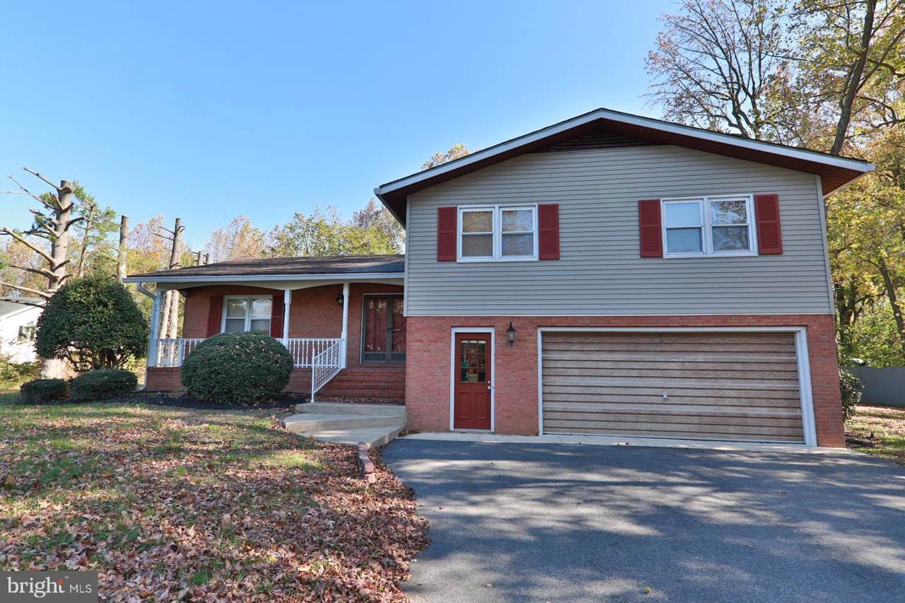 135 Hickory Dale Drive - Photo 1