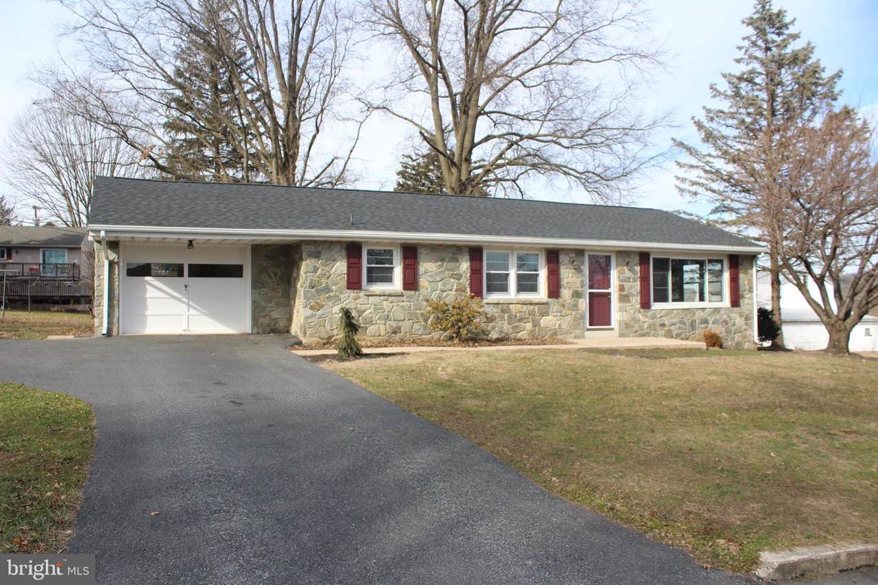 1 Sharp Avenue - Photo 1