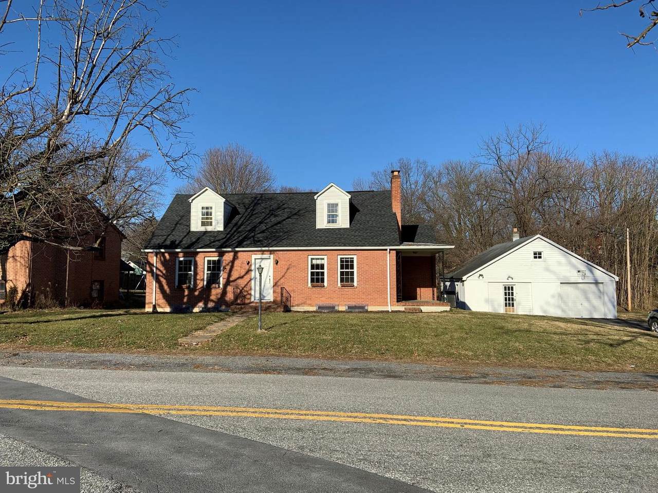83 Minden Street - Photo 1