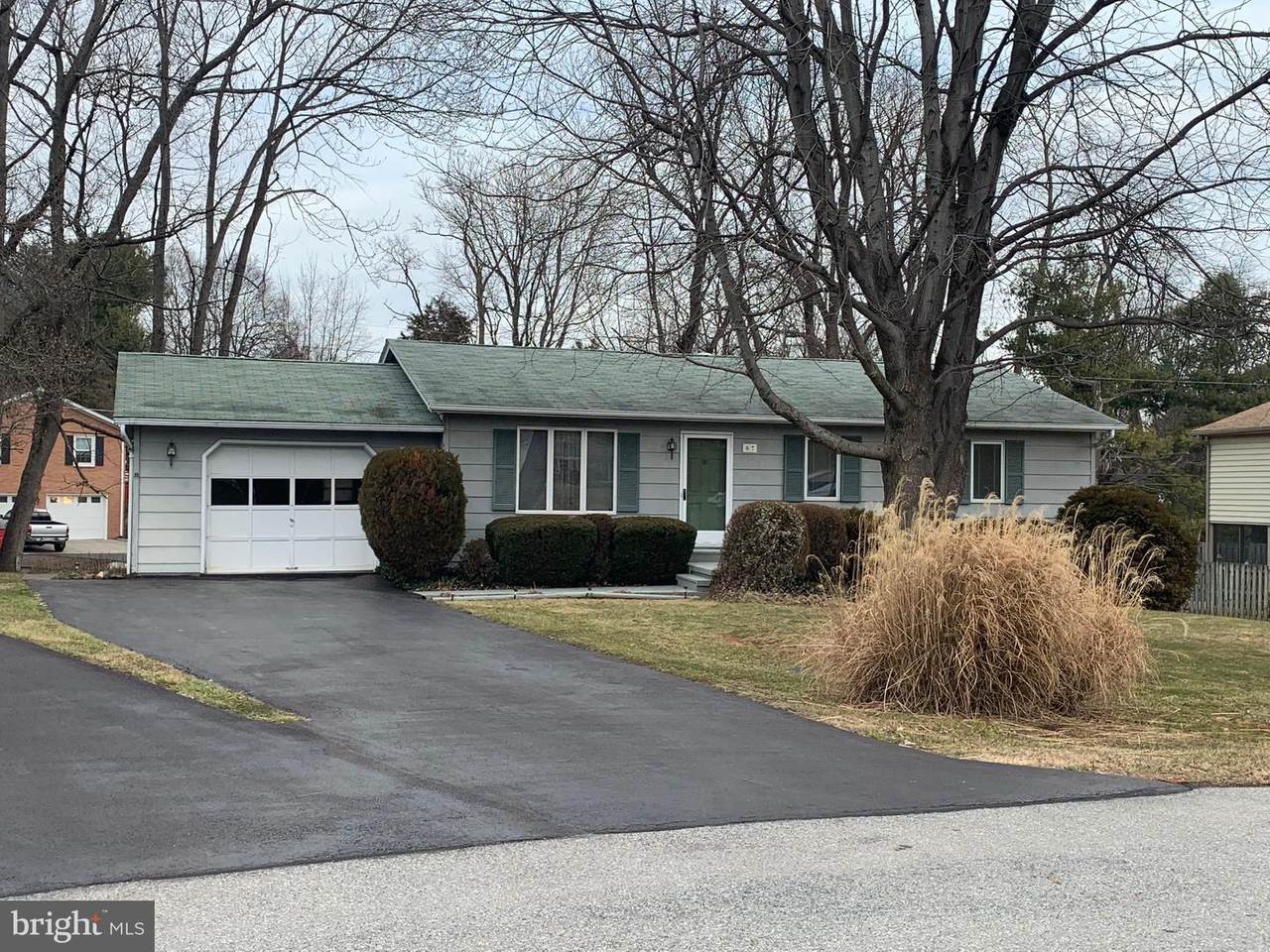 67 East View Court - Photo 1
