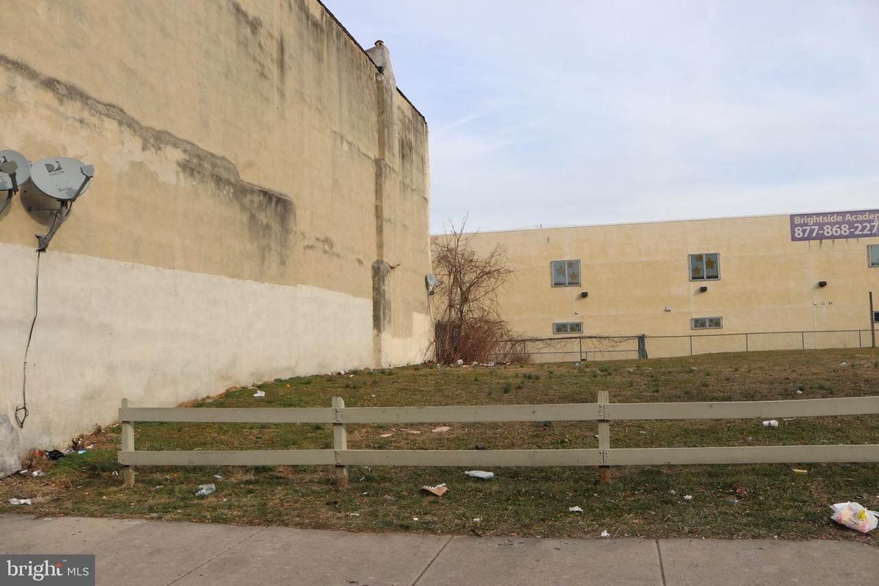 2013 22ND Street - Photo 1