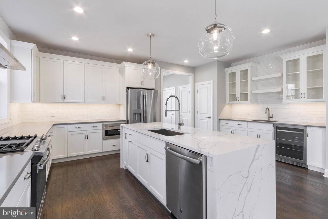 0 Schenley Avenue - Photo 1