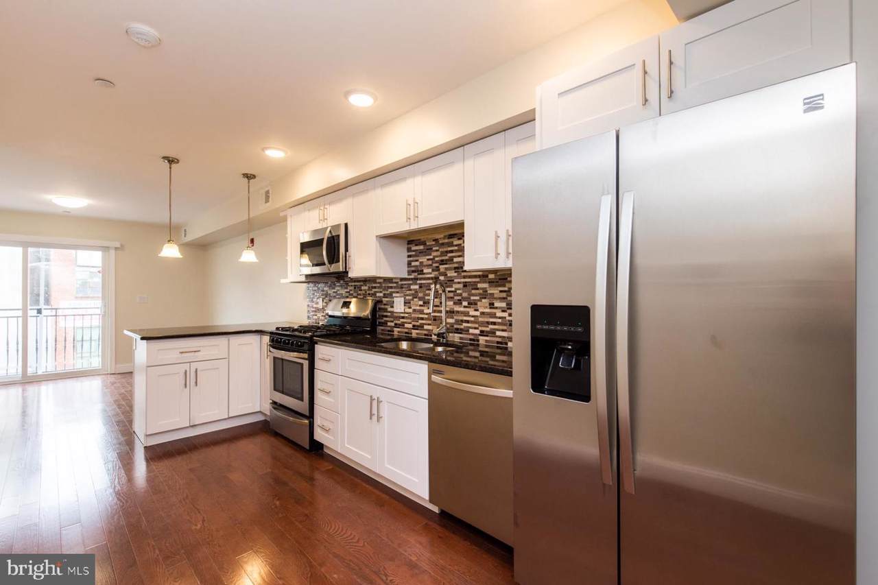 1802 Huntingdon Street - Photo 1