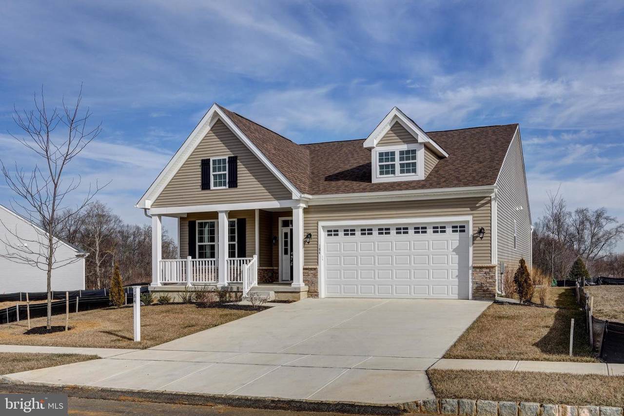 184 Eisenhower Drive - Photo 1