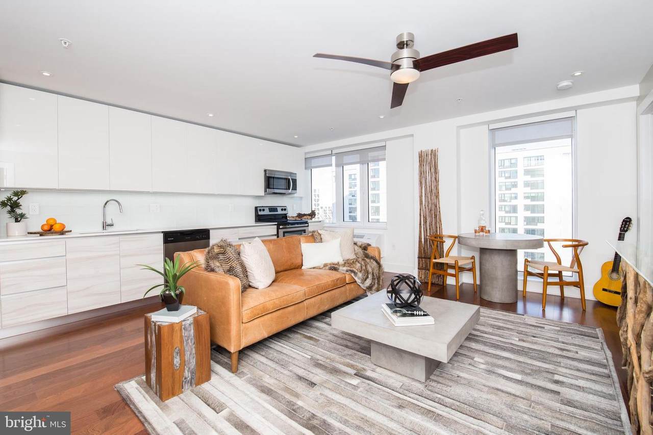 3900 City Avenue - Photo 1