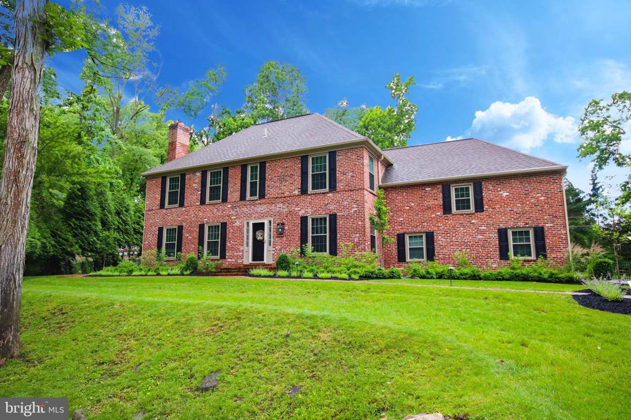310 Echo Valley Lane - Photo 1