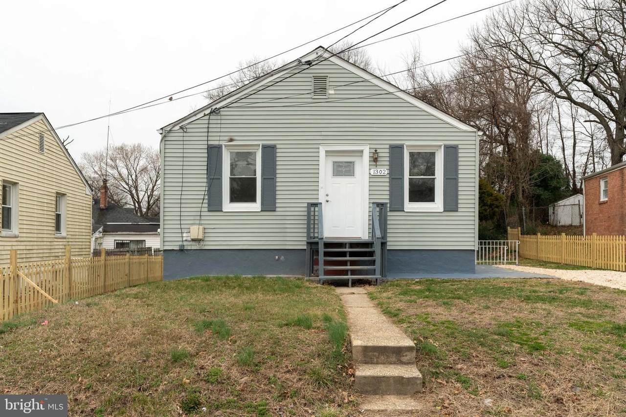 1302 Chapel Oaks Drive - Photo 1