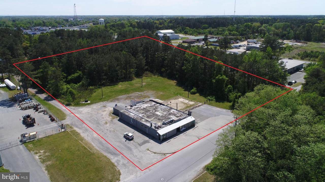 200 Columbia Drive - Photo 1