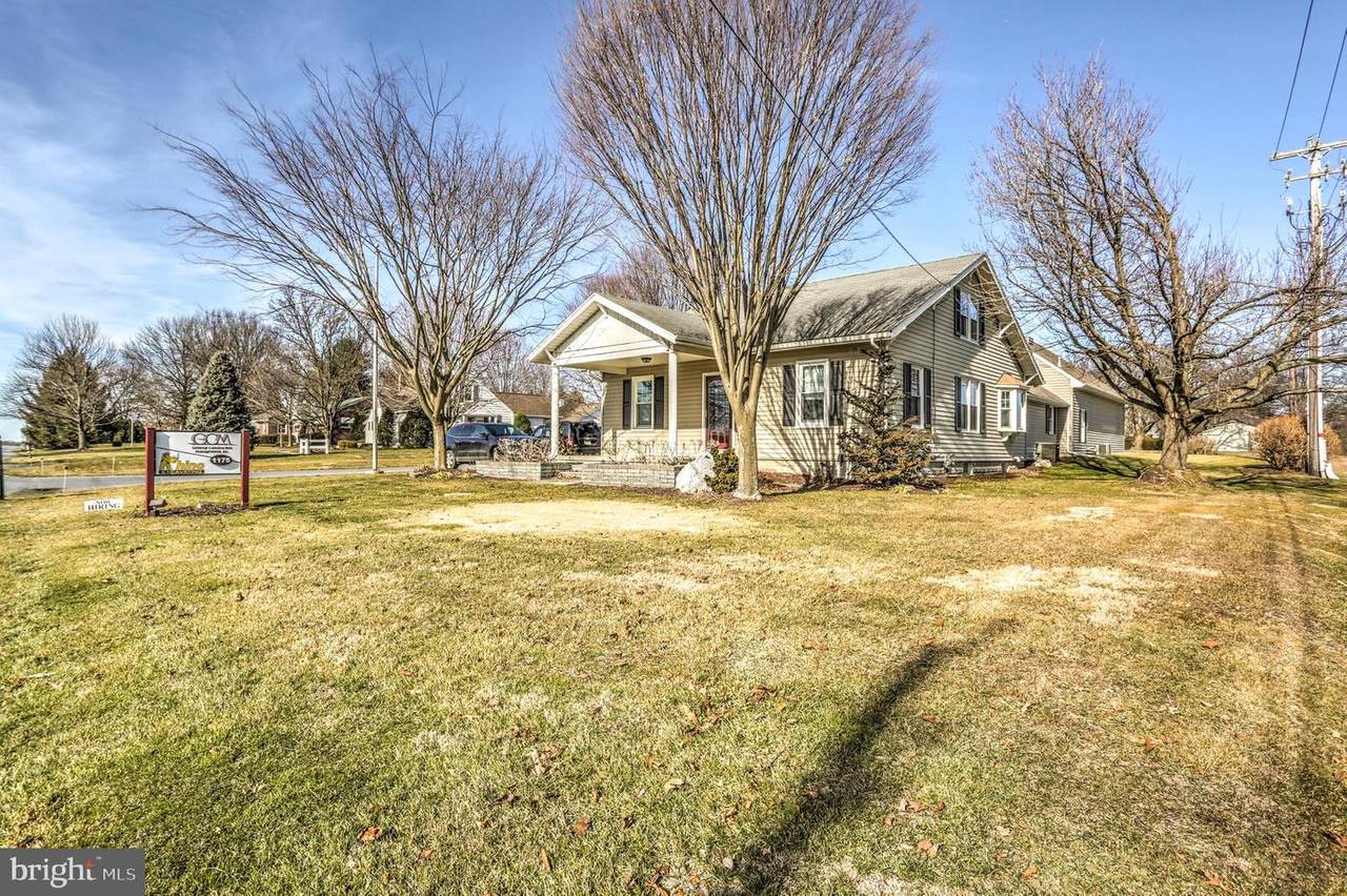 1175 Main Street - Photo 1