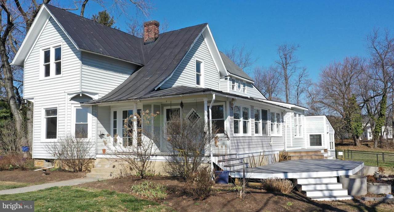 17281 Simmons Road - Photo 1