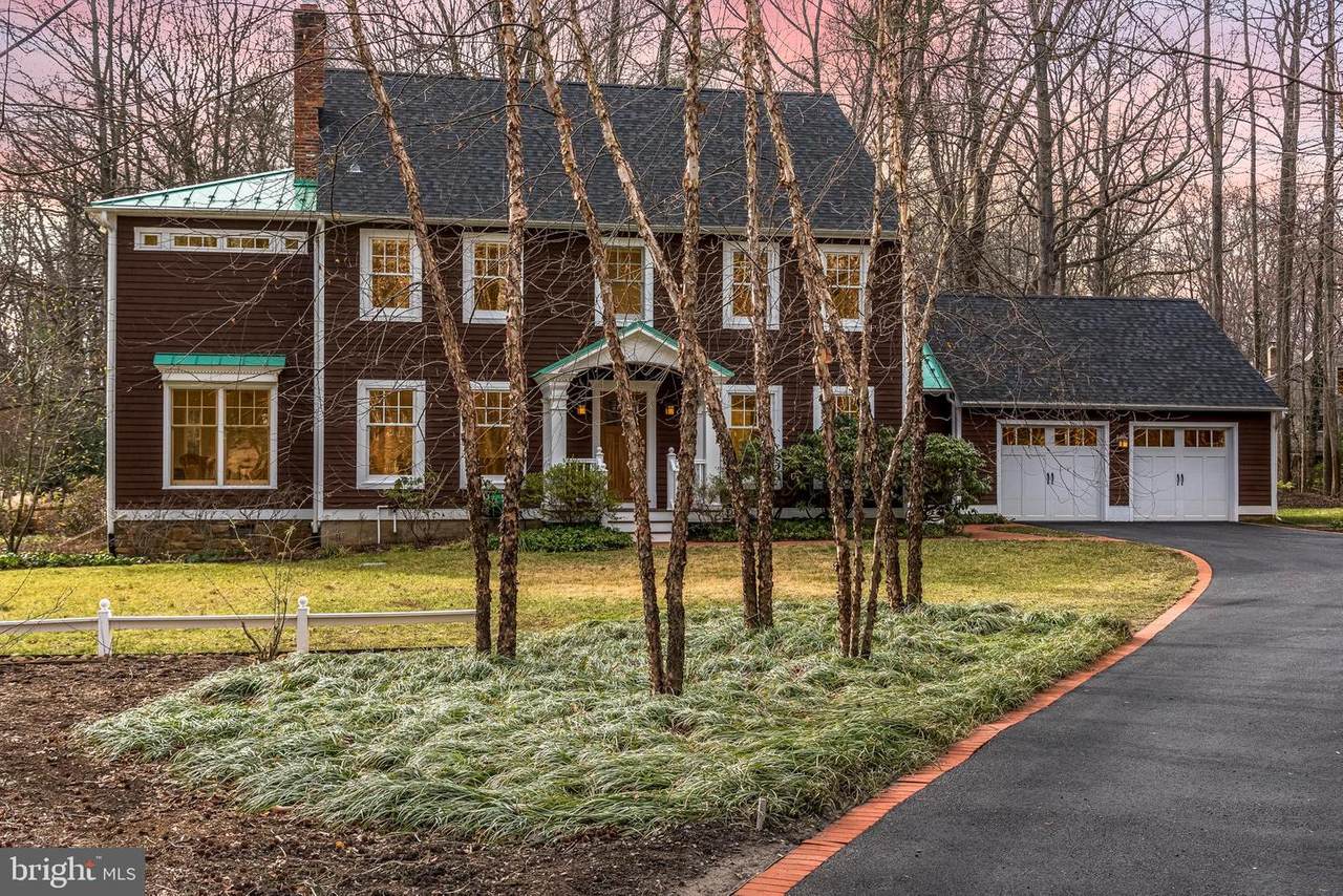 922 Melvin Road - Photo 1