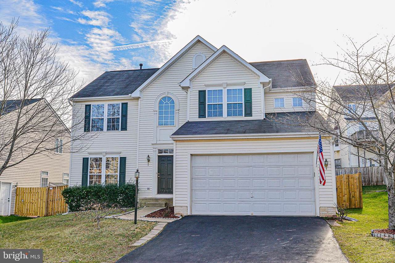8070 Towering Oak Way - Photo 1
