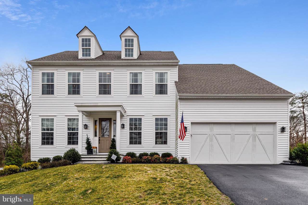 1013 Shore Acres Road - Photo 1