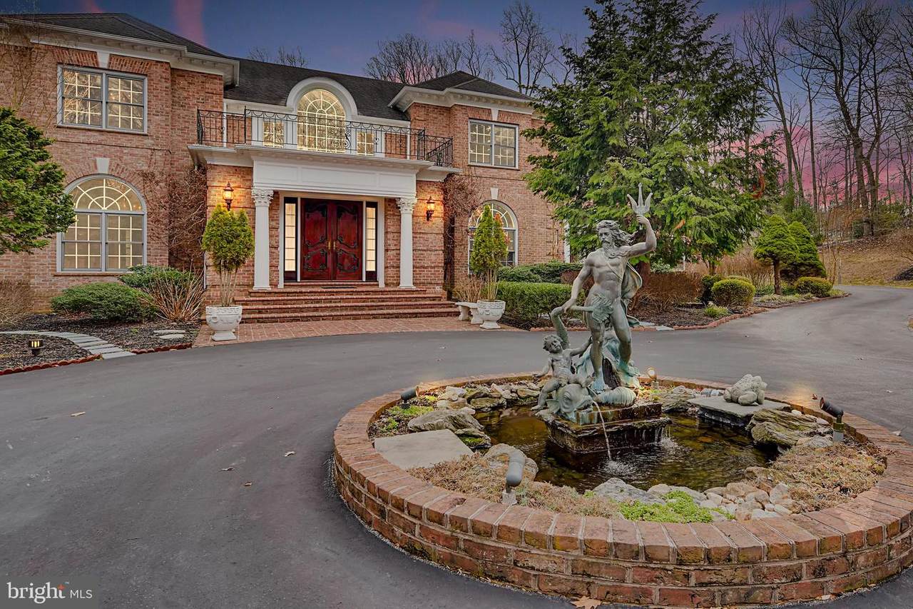 7 Brookstone Court - Photo 1