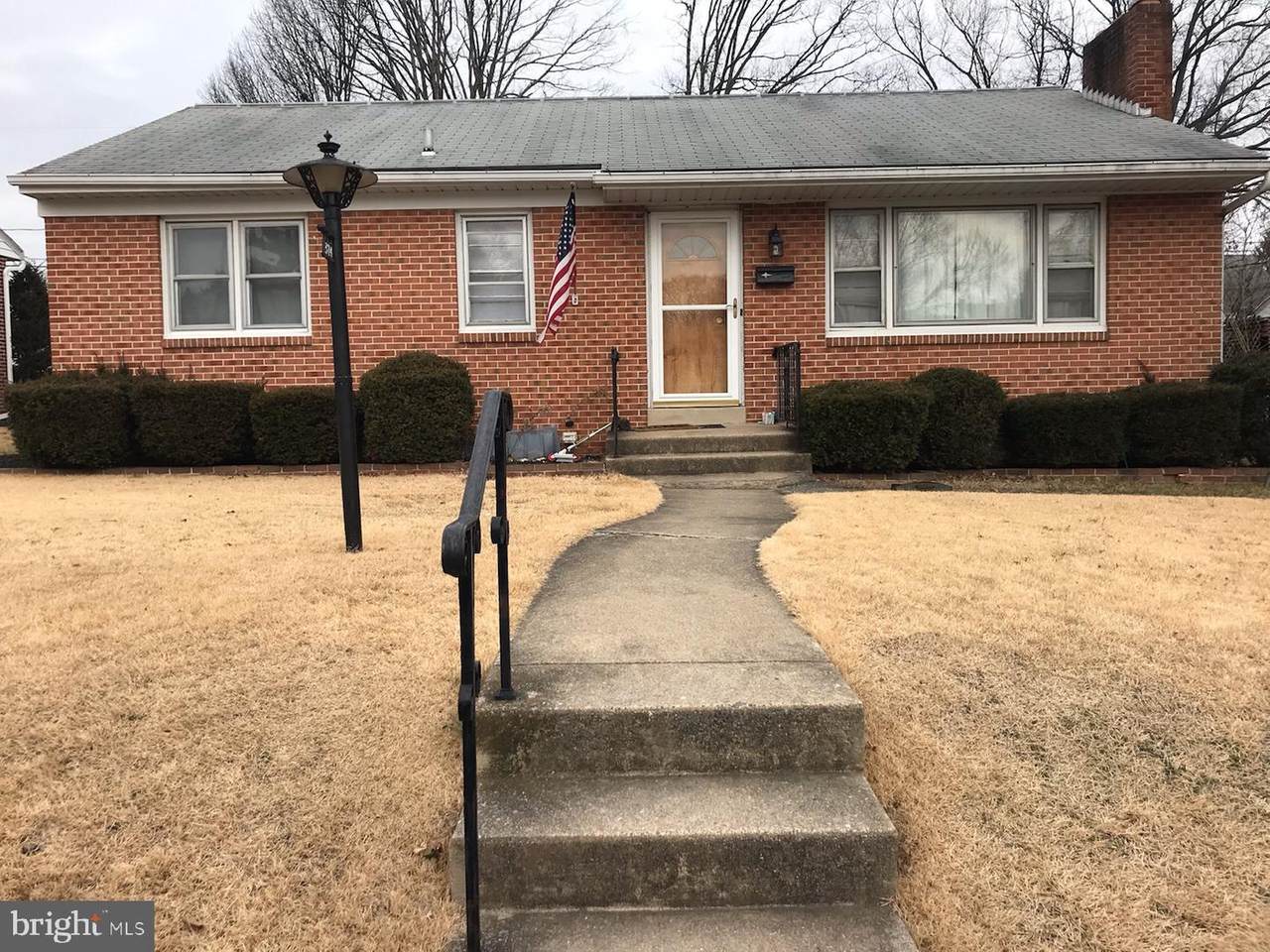304 Park Street - Photo 1