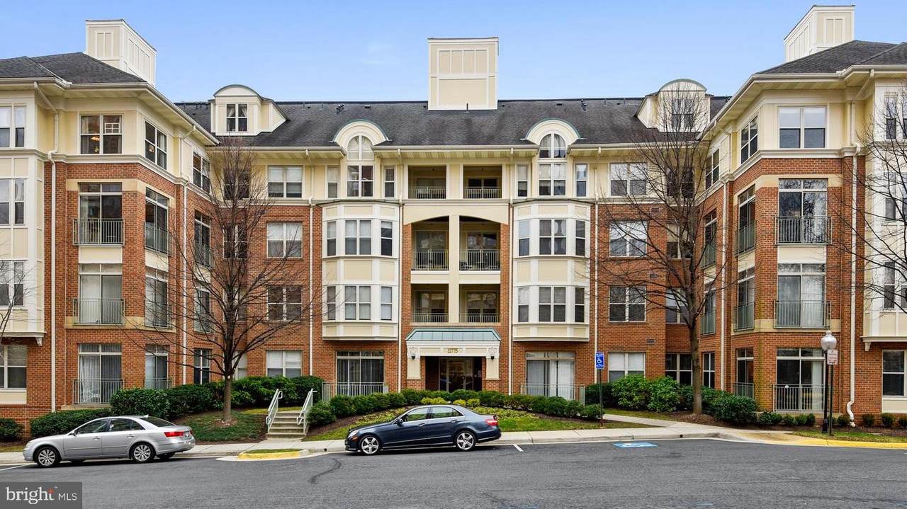 11775 Stratford House Place - Photo 1